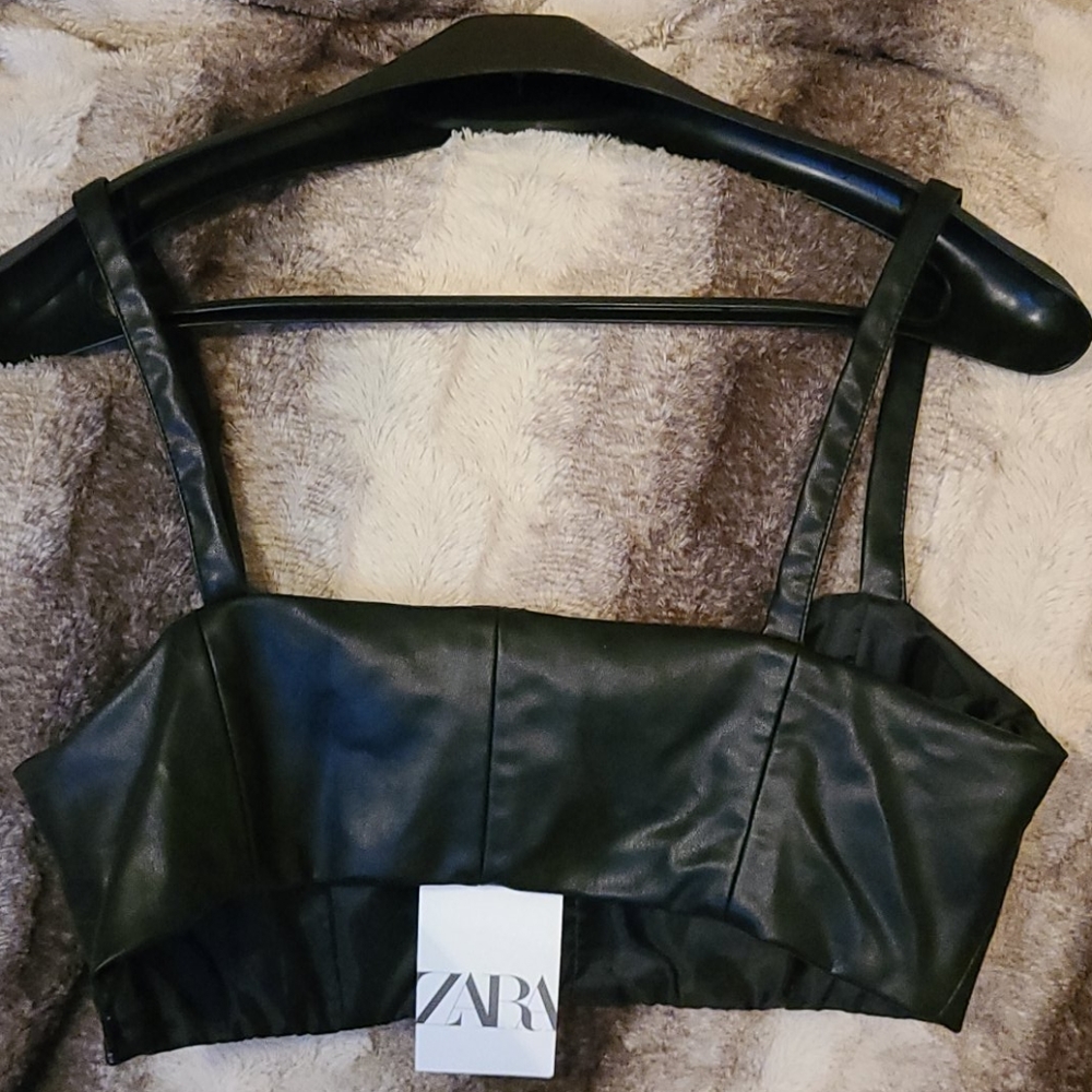 Crop Top - Picture 3 of 4